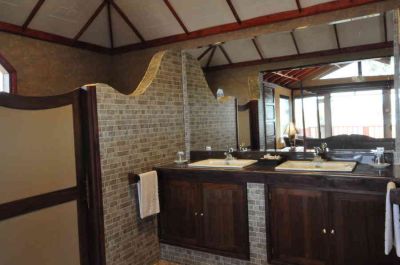 Tarangire Baloon Camp5