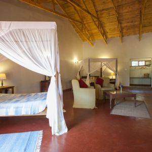 Familienzimmer mit 2 Betten