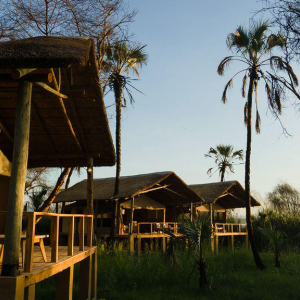 Kisima Ngeda Unterküfnte von Außen