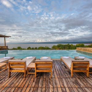 View Liegen und Pool