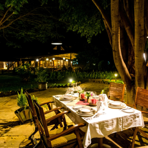 Abendessen auf der Terrasse