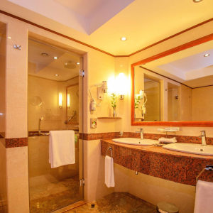 Badezimmer Executive Room