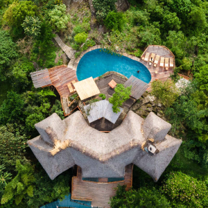 Pool von oben @robertmichaelpoole