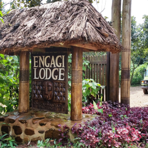 Schild Engagi Lodge