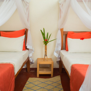 Zimmer mit zwei Einzelbetten