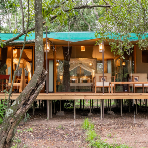 Standard Luxury Zelt von Außen