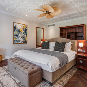 Honeymoon Suite Room