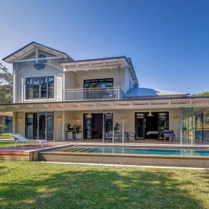 Villa mit Pool